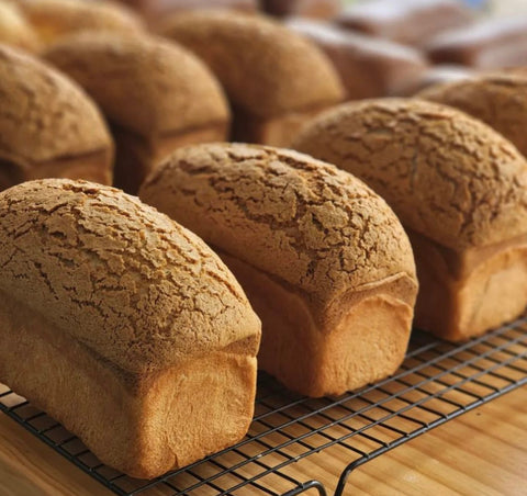 [Bakeaholic] 모카 빵